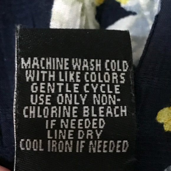 Torrid Floral Tank Top - Picture 7 of 8